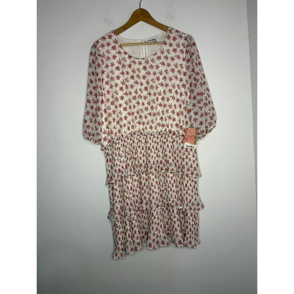 ARULA Dresses & Skirts - Arula floral print tiered mini dress with ruffled details Size B (XXL)